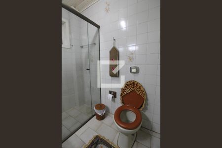 Casa à venda com 233m², 4 quartos e 2 vagasBanheiro 2