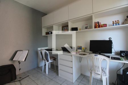 Casa à venda com 233m², 4 quartos e 2 vagasQuarto 2
