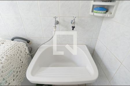 Casa à venda com 189m², 3 quartos e 2 vagas Casa à venda com 189m², 3 quartos e 2 vagasÁrea de serviço