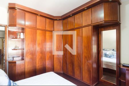 Casa à venda com 189m², 3 quartos e 2 vagas Casa à venda com 189m², 3 quartos e 2 vagasQuarto da suíte