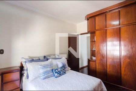 Casa à venda com 189m², 3 quartos e 2 vagas Casa à venda com 189m², 3 quartos e 2 vagasQuarto da suíte