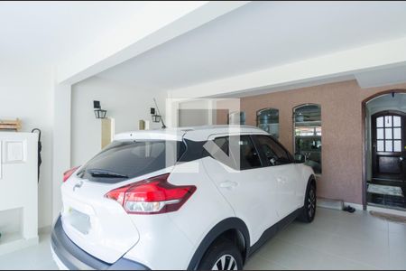 Casa à venda com 189m², 3 quartos e 2 vagas Casa à venda com 189m², 3 quartos e 2 vagasGaragem