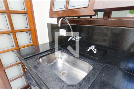 Casa à venda com 189m², 3 quartos e 2 vagas Casa à venda com 189m², 3 quartos e 2 vagasQuintal