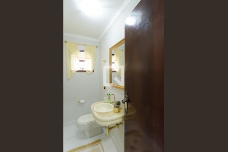 Casa à venda com 189m², 3 quartos e 2 vagas Casa à venda com 189m², 3 quartos e 2 vagasLavabo