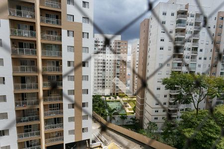 vista de apartamento para alugar com 2 quartos, 57m² em Vila Sonia do Taboao, Taboão da Serra