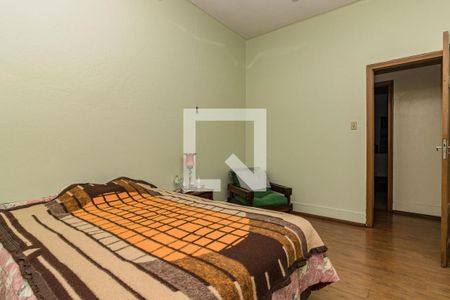 Casa à venda com 150m², 4 quartos e 2 vagas Casa à venda com 150m², 4 quartos e 2 vagasDormitório