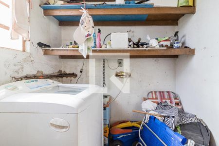 Casa à venda com 150m², 4 quartos e 2 vagas Casa à venda com 150m², 4 quartos e 2 vagasDetalhe da area de serviço