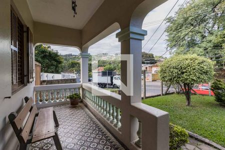 Casa à venda com 150m², 4 quartos e 2 vagas Casa à venda com 150m², 4 quartos e 2 vagasvaranda
