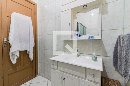 Casa à venda com 150m², 4 quartos e 2 vagas Casa à venda com 150m², 4 quartos e 2 vagasBanheiro