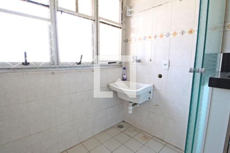 Apartamento para alugar com 65m², 2 quartos e 1 vagaÁrea de Serviço