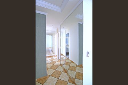 Apartamento para alugar com 65m², 2 quartos e 1 vagaCorredor