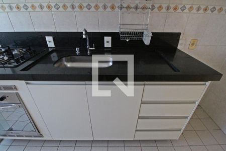 Apartamento para alugar com 65m², 2 quartos e 1 vagaCozinha