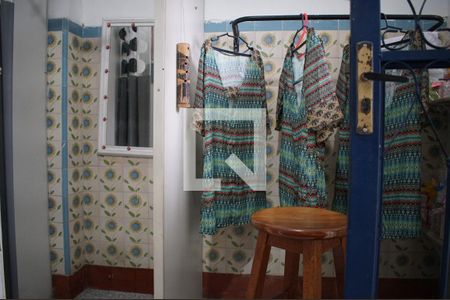 Casa à venda com 340m², 4 quartos e 3 vagasQuarto de Serviço