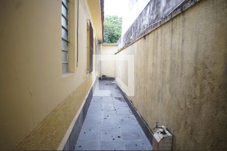 Casa à venda com 340m², 4 quartos e 3 vagasCorredor