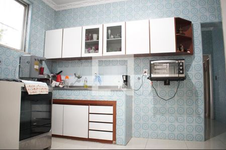 Casa à venda com 340m², 4 quartos e 3 vagasCozinha