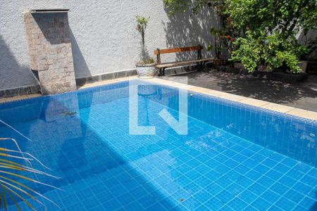 Casa à venda com 340m², 4 quartos e 3 vagasÁrea comum - Piscina