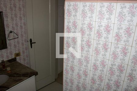 Casa à venda com 340m², 4 quartos e 3 vagasBanheiro social