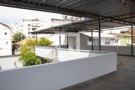 Casa à venda com 340m², 4 quartos e 3 vagasTerraço