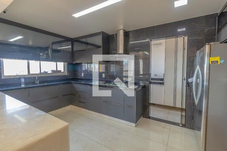Apartamento para alugar com 121m², 3 quartos e 2 vagasCozinha