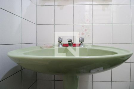 Casa à venda com 130m², 2 quartos e 3 vagas Casa à venda com 130m², 2 quartos e 3 vagasBanheiro Social