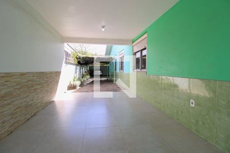 Casa à venda com 130m², 2 quartos e 3 vagas Casa à venda com 130m², 2 quartos e 3 vagasQuintal