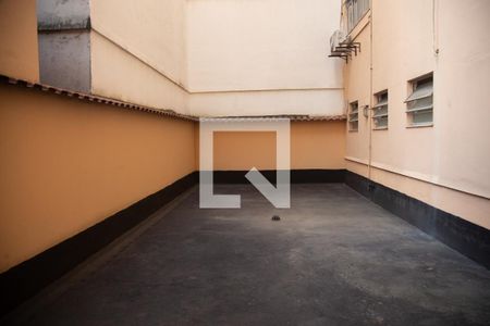 Apartamento para alugar com 98m², 2 quartos e 1 vagaÁrea comum/festa