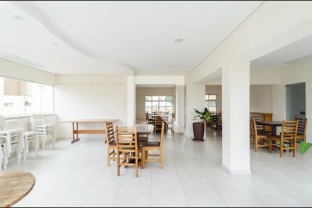 Apartamento à venda com 62m², 2 quartos e 1 vaga Apartamento à venda com 62m², 2 quartos e 1 vagaÁrea comum - Salão de festas