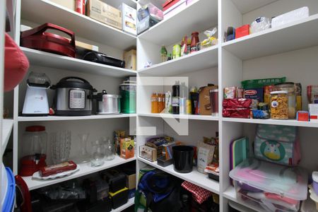 Apartamento para alugar com 112m², 3 quartos e 2 vagas Apartamento para alugar com 112m², 3 quartos e 2 vagasDespensa