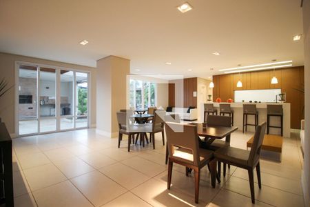 Apartamento para alugar com 112m², 3 quartos e 2 vagas Apartamento para alugar com 112m², 3 quartos e 2 vagasÁrea comum - Salão de festas