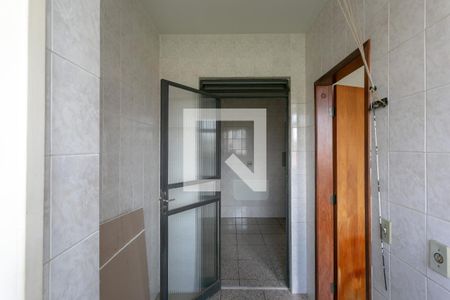 Apartamento para alugar com 108m², 3 quartos e 1 vagaÁrea de Serviço