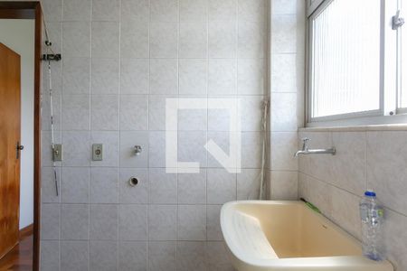 Apartamento para alugar com 108m², 3 quartos e 1 vagaÁrea de Serviço