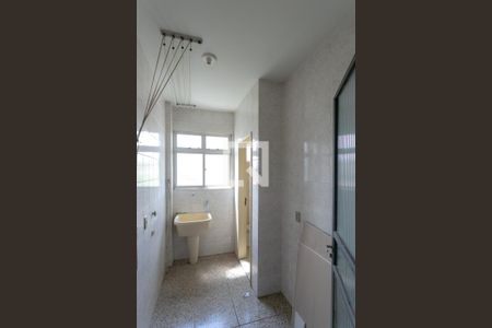 Apartamento para alugar com 108m², 3 quartos e 1 vagaÁrea de Serviço