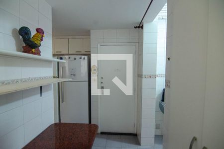 Apartamento à venda com 200m², 4 quartos e 1 vagaCozinha