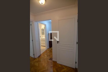 Apartamento à venda com 200m², 4 quartos e 1 vagaCorredor