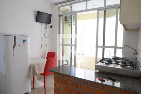 Sala de apartamento para alugar com 1 quarto, 50m² em Canasvieiras, Florianópolis