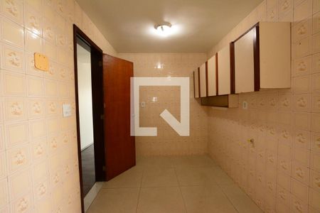 Apartamento para alugar com 79m², 2 quartos e 1 vagaCozinha
