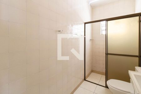 Casa à venda com 180m², 4 quartos e 1 vagaBanheiro