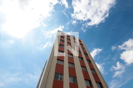 Apartamento à venda com 70m², 2 quartos e 1 vagaFachada