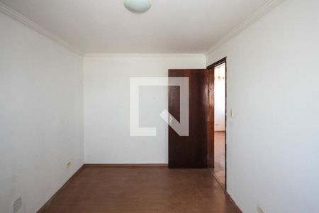 Apartamento à venda com 70m², 2 quartos e 1 vagaQuarto 02