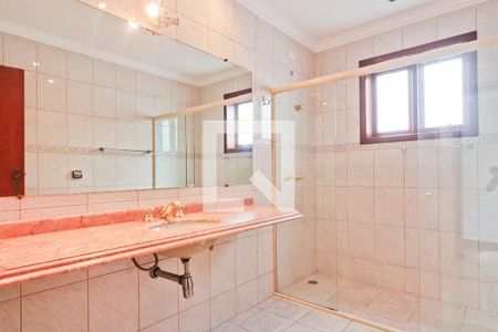 Casa à venda com 481m², 4 quartos e 6 vagas Casa à venda com 481m², 4 quartos e 6 vagasBanheiro