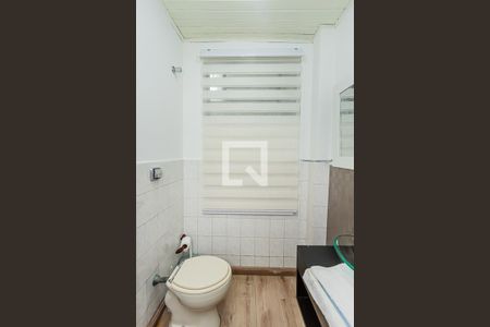 Lavabo de casa para alugar com 3 quartos, 200m² em Jardim Pinheiros, São Paulo