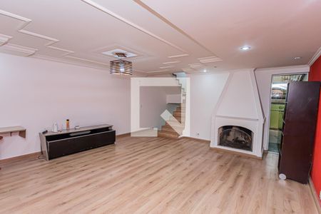 Sala de casa para alugar com 3 quartos, 200m² em Jardim Pinheiros, São Paulo
