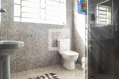 Casa à venda com 244m², 3 quartos e 5 vagas Casa à venda com 244m², 3 quartos e 5 vagasBanheiro