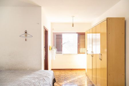 Casa à venda com 244m², 3 quartos e 5 vagas Casa à venda com 244m², 3 quartos e 5 vagasSuíte