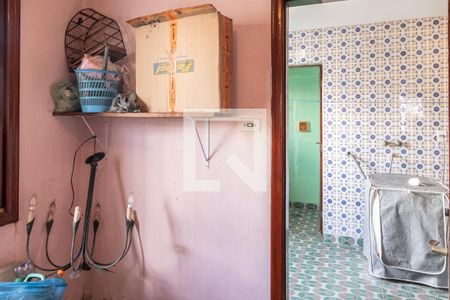 Casa à venda com 244m², 3 quartos e 5 vagas Casa à venda com 244m², 3 quartos e 5 vagasQuarto de Serviço