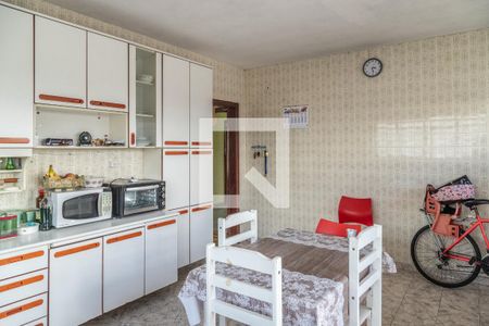 Casa à venda com 244m², 3 quartos e 5 vagas Casa à venda com 244m², 3 quartos e 5 vagasCozinha