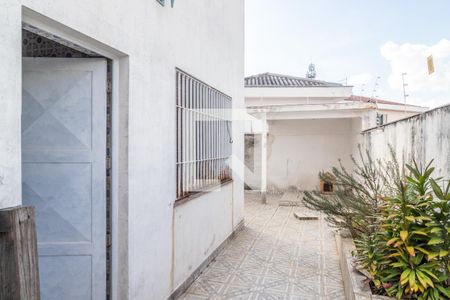 Casa à venda com 244m², 3 quartos e 5 vagas Casa à venda com 244m², 3 quartos e 5 vagasQuintal