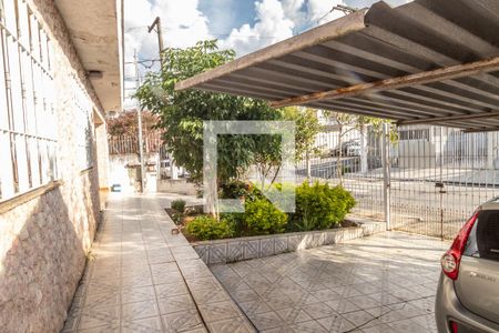 Casa à venda com 244m², 3 quartos e 5 vagas Casa à venda com 244m², 3 quartos e 5 vagasGaragem