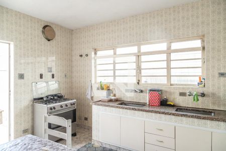 Casa à venda com 244m², 3 quartos e 5 vagas Casa à venda com 244m², 3 quartos e 5 vagasCozinha