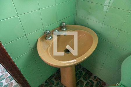 Casa à venda com 244m², 3 quartos e 5 vagas Casa à venda com 244m², 3 quartos e 5 vagasBanheiro de Serviço